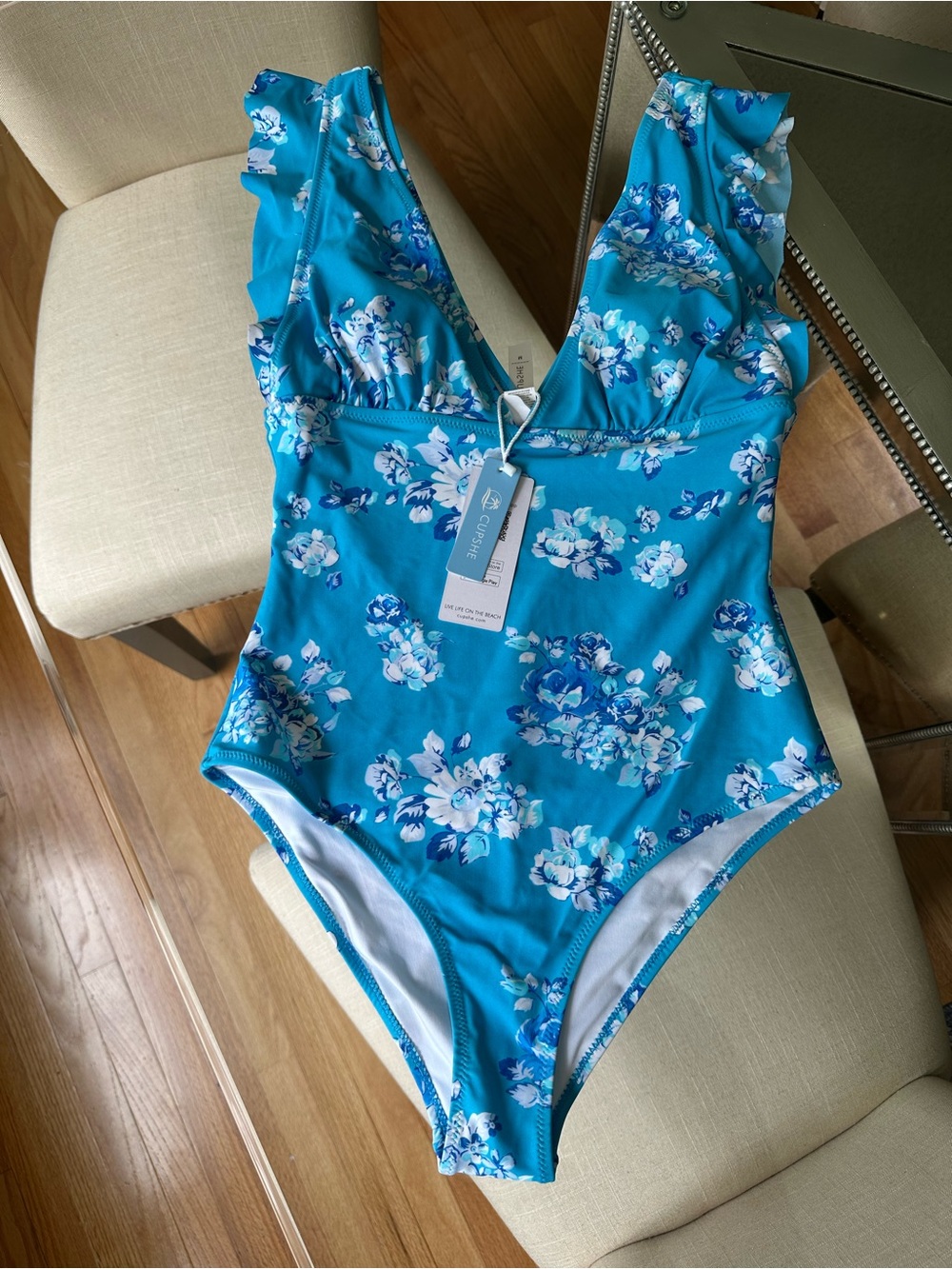 ✨NWT✨ Cupshe Turquoise Blue Floral One-Piece Swimsuit